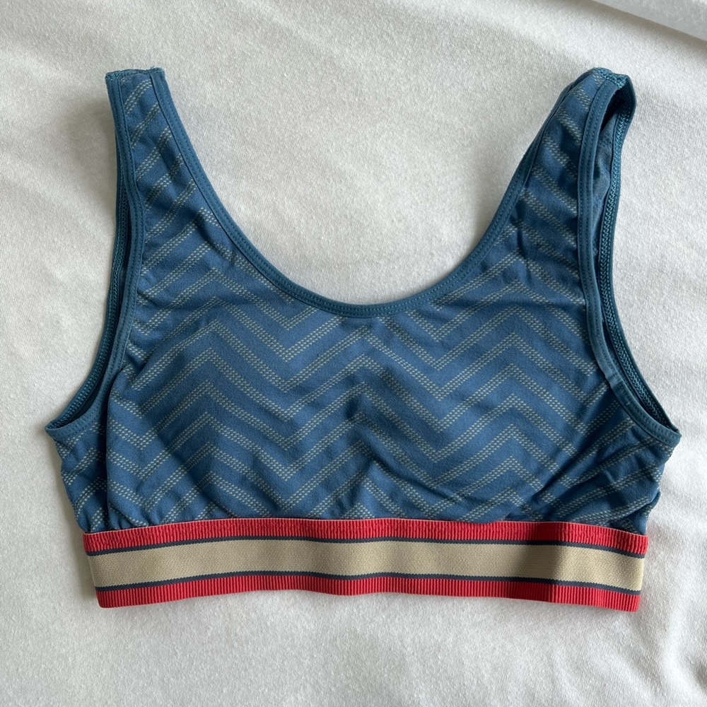 Urban Outfitters Out from under sports bra size medium